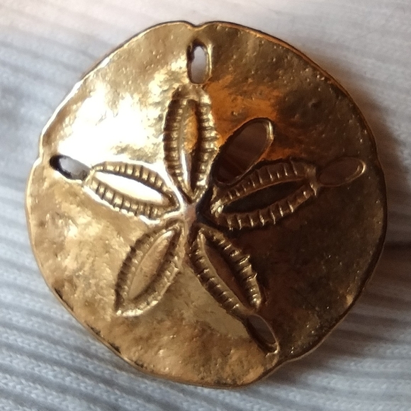 Beach brooches - Picture 5 of 10